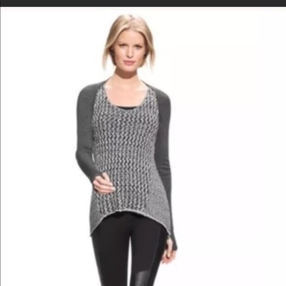CAbi Sweaters - SALE⚡️NWOT CAbi Black White Yarn Knit Sweater Tank